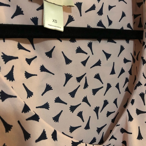 LOFT Ruffled V-Neck Blouse - Picture 2 of 2